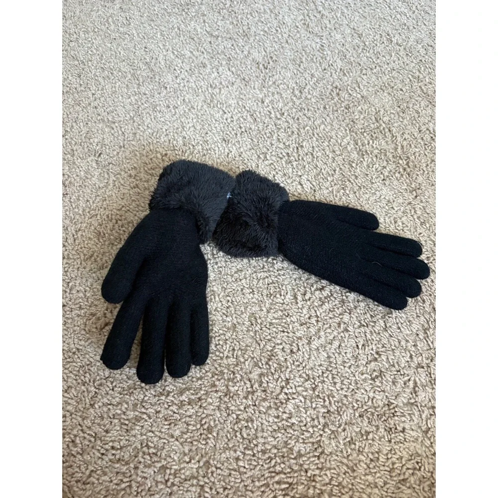 UGG Australia Womens Black Knit Gloves with Faux Fur Trim Logo  Winter Accessory